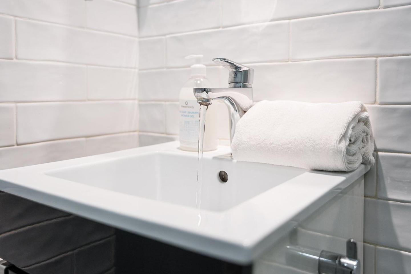 Guestready - Grayscale Apartman Porto Kültér fotó
