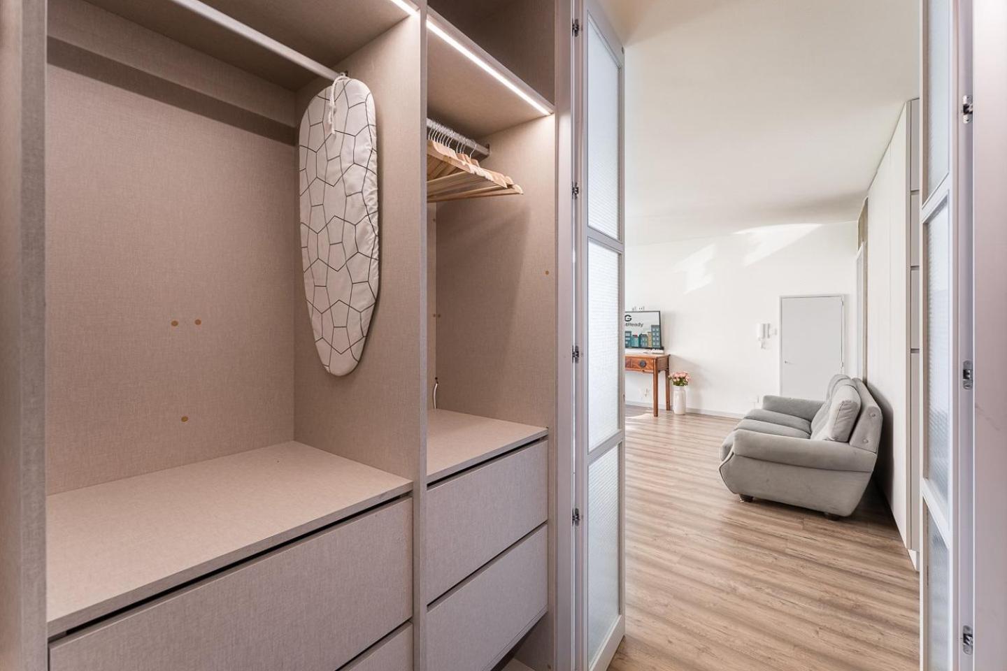 Guestready - Grayscale Apartman Porto Kültér fotó